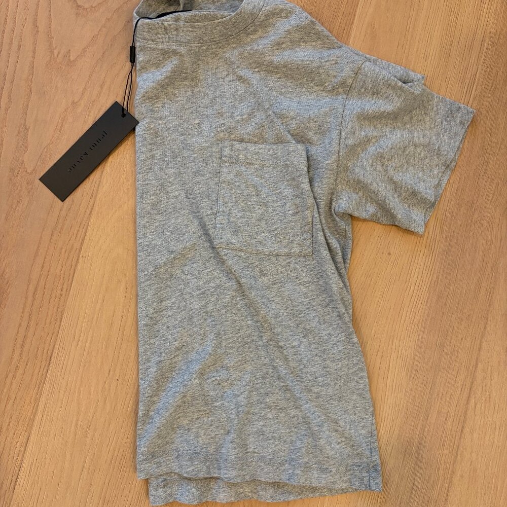 Jenni Kayne - Vintage Pocket Tee - NWT - Grey XS - Picture 3 of 5
